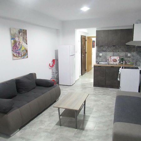 Artistic Rent Rooms & Apartments Nea Kallikrateia Ngoại thất bức ảnh