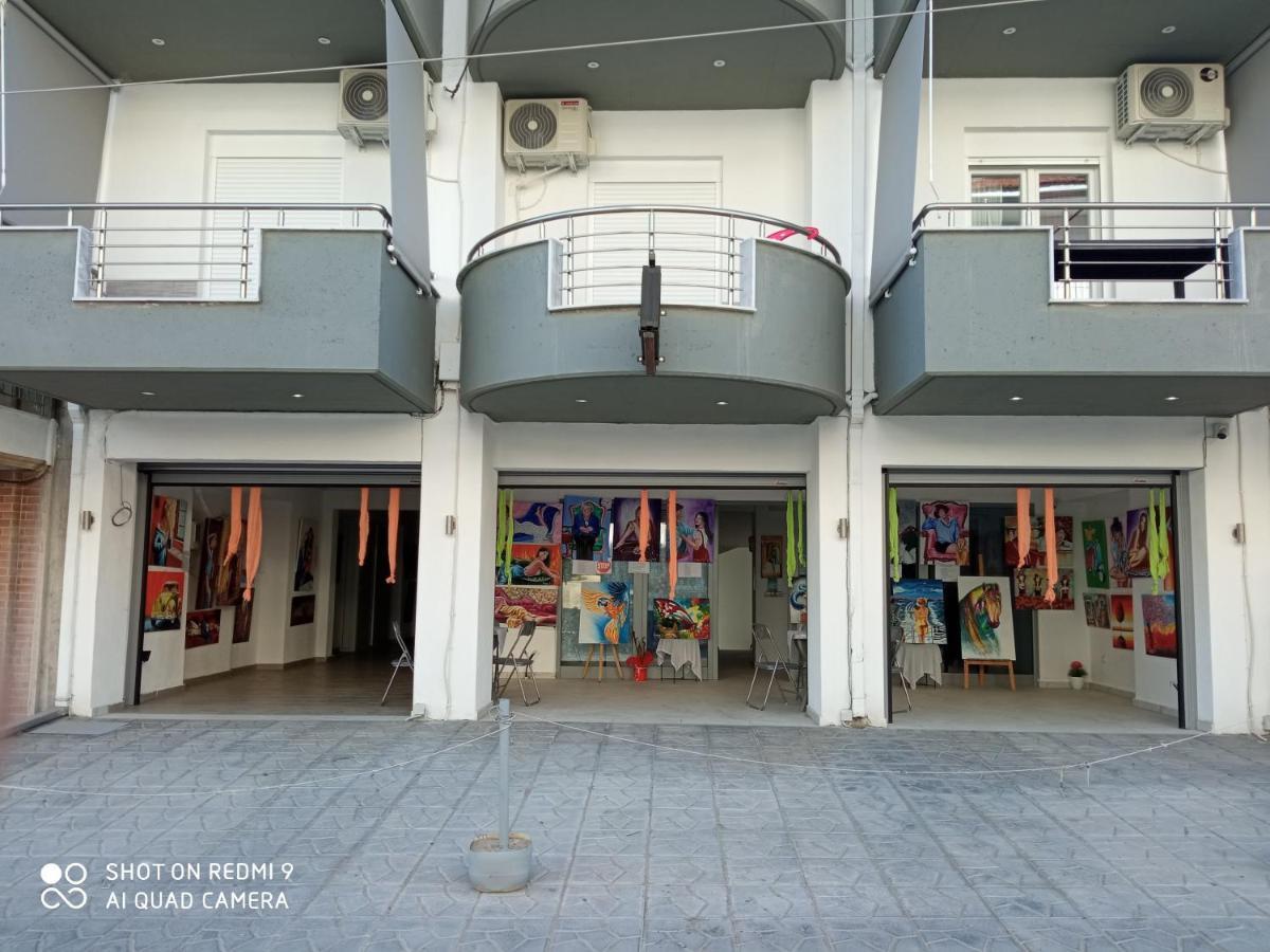 Artistic Rent Rooms & Apartments Nea Kallikrateia Ngoại thất bức ảnh
