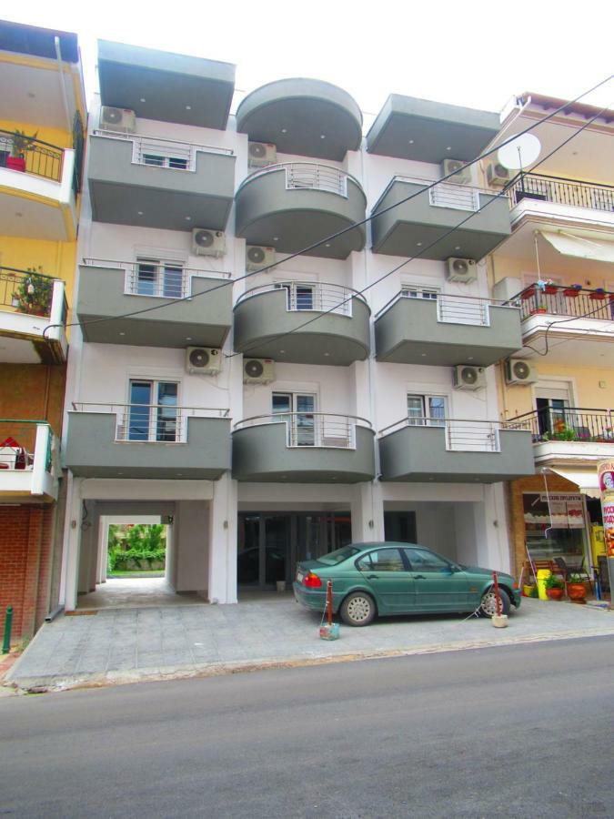Artistic Rent Rooms & Apartments Nea Kallikrateia Ngoại thất bức ảnh